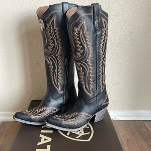 Women’s Ariat tall boot.9.5
